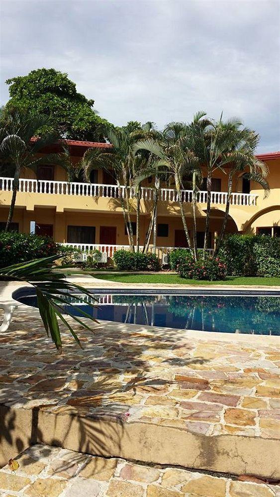 Delfin Beach Front Resort 에스테리요스 외부 사진
